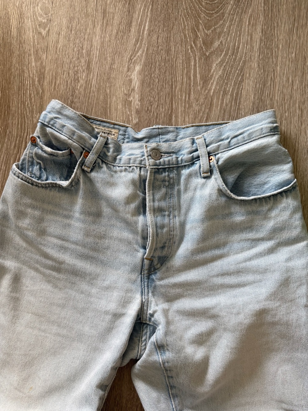 Levi’s 501 ‘90s Jeans Light Wash Straight Leg 27 Waist Vintage Style - Picture 7 of 15